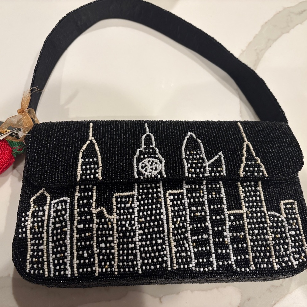 New York Skyline beaded bag